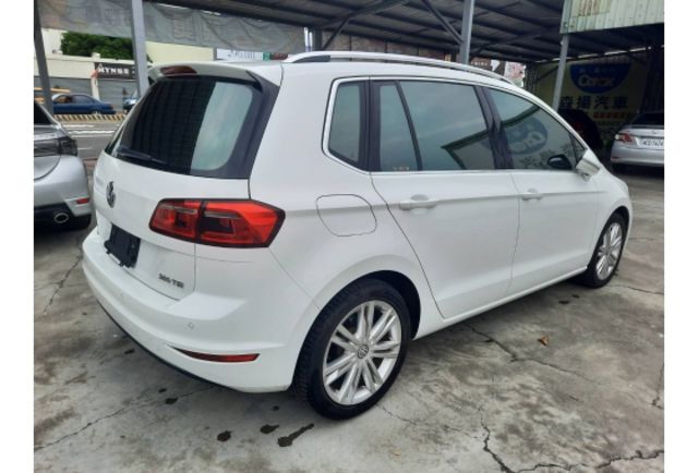 一手優質車，原廠保養，車主非常僱車  第4張相片