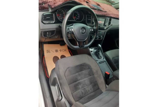 一手優質車，原廠保養，車主非常僱車  第6張相片