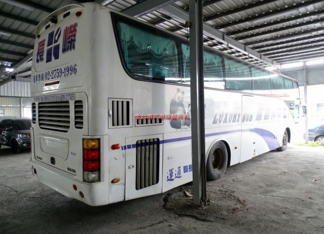 特價!FUSO 278 順益車體 45人座電子氣壓剎車 里程保證 無滲漏油 車況超好 引擎狀況超好!  第2張相片