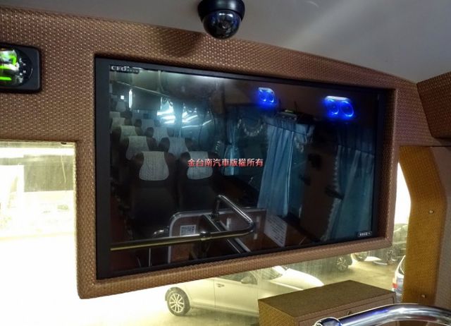 特價!FUSO 278 順益車體 45人座電子氣壓剎車 里程保證 無滲漏油 車況超好 引擎狀況超好!  第8張相片
