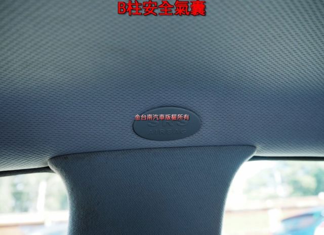 特價!少跑里程保證 天窗 電動椅 HID頭燈，免頭款不用殺價就很便宜!  第18張相片