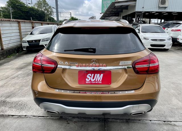 賞車請先預約GLA200 小改款 只跑3萬 全車原鈑件 AEB 雙記憶椅 自動停車 電動尾門 iKEY 快撥  可全貸!  第3張相片