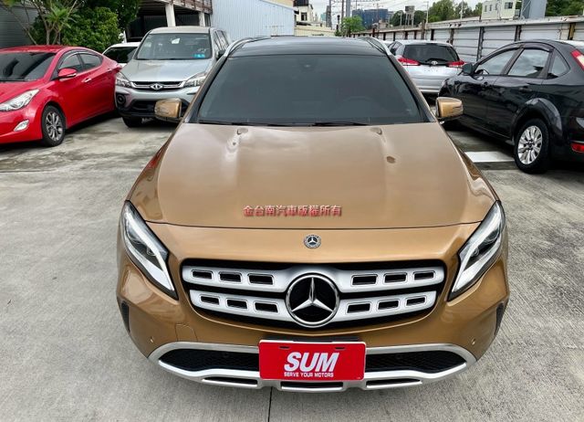 賞車請先預約GLA200 小改款 只跑3萬 全車原鈑件 AEB 雙記憶椅 自動停車 電動尾門 iKEY 快撥  可全貸!  第4張相片