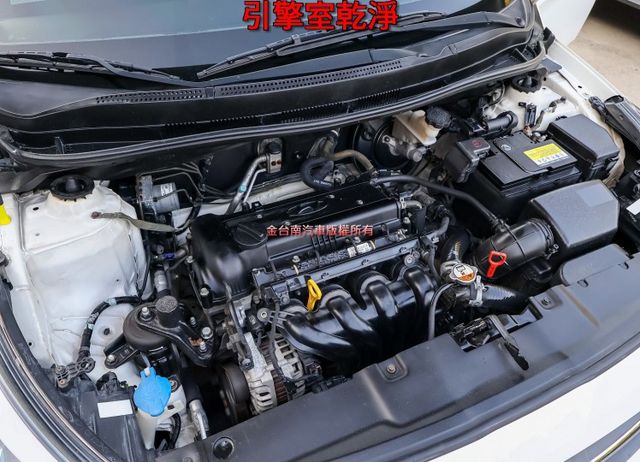 小資旗艦版 恆溫 iKEY 倒車顯影 一手里程保證 原廠保養 車況超好 代步通勤好選擇 可全貸 不用殺價就很便宜!  第17張相片