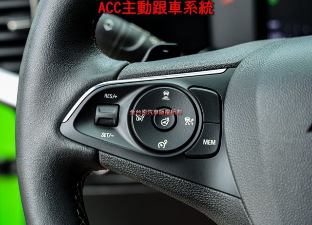 Elegance版 原廠展示車 只跑1千 原板件 一年稅金才8千 省近40萬 ACC AEB 車道維持 可全貸!  第12張相片