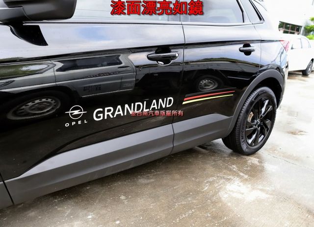23/9領 原廠展示車 只跑6百 一年稅金才8千 現省53萬 ACC AEB 車道維持 車載系統 原鈑件  第5張相片