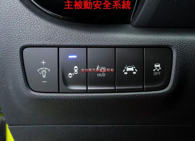 4WD極致型 19年式 一手車 只跑6萬 AEB 車道偏離 iKEY 車載系統 HUD 全車原板件 可全貸!  第11張相片
