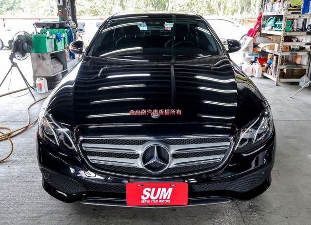 E250 Avantgarde 17年式 總代理 原板件 211匹馬力 雙記憶椅 AEB 車道偏離 盲點 可全貸!  第4張相片