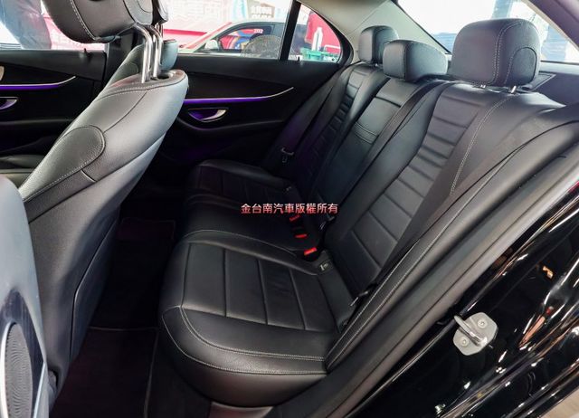 E250 Avantgarde 17年式 總代理 原板件 211匹馬力 雙記憶椅 AEB 車道偏離 盲點 可全貸!  第9張相片