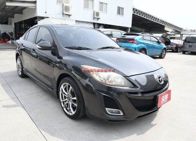 只跑8萬 一年約跑5千多 天窗 快撥 大螢幕安卓機 衛星導航 倒車顯影 ABS 雙安 里程保證 可全貸!  第4張相片
