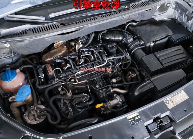 1.6柴油 七人座 只跑長途 保養確實 原板件 TCS ABS 定速 全車四安 可全貸 不用殺價就很便宜!  第13張相片