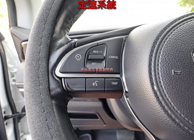 只跑6.3萬 全車原鈑件 原廠保養 定速 恆溫 iKEY LED頭尾燈 HUD 里程保證 經濟休旅首選 可全貸  第13張相片