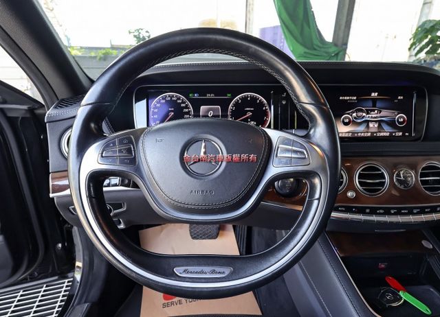 旗艦S500L 新車價752萬 不用百萬即可入手 455hp馬力 原廠保養 全景天窗 四座記憶椅 自動停車 柏林  第11張相片