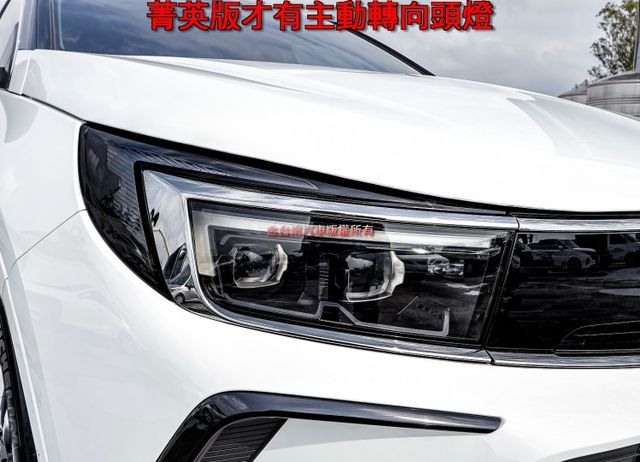 新車價143.9菁英版 原廠試乘車 只跑5千 一年稅金才8千 現省5X萬 車道維持 感應尾門 全車原板件 可全貸!  第5張相片