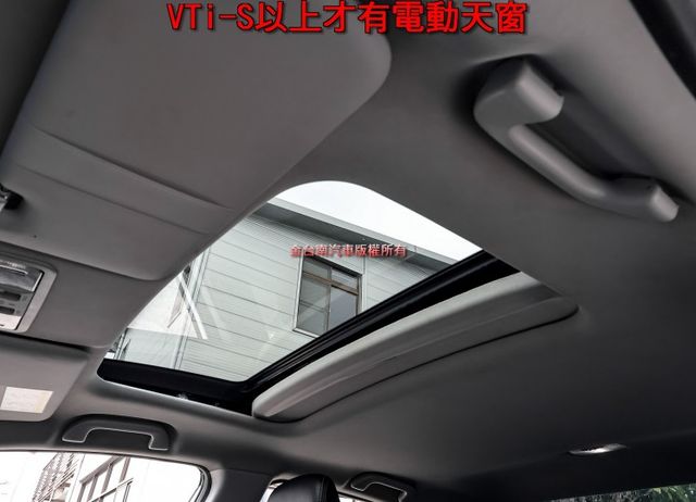 VTi-S 只跑14萬 天窗 定速 恆溫 循跡防滑 大螢幕安卓機 衛星導航 四安 原鈑件 不用殺價就很便宜!  第10張相片