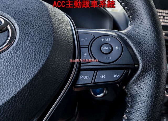 油電旗艦版 一手只跑5.6萬 選配原廠影音+6萬 ACC 車道維持 記憶椅 電動尾門 全車原板件 原廠保固中 可全貸!  第13張相片