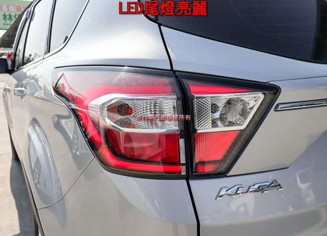 最頂級 只跑4.3萬 全景天窗 ACC AEB 車道偏離 iKEY 電動尾門 快撥 七安 一手 全車原鈑件  第6張相片