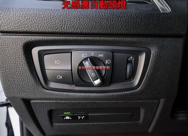 總代理 少跑里程保證 車況超好 5AS 雙電動椅 iKEY 倒車顯影 TCS 全車六安 可全貸 不用殺價就很便宜!  第12張相片