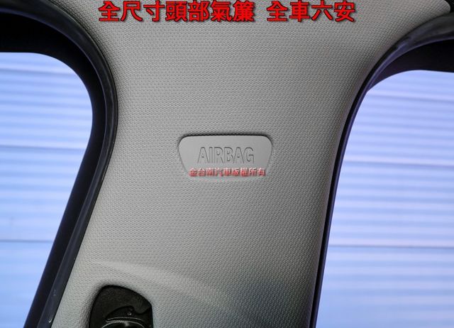 總代理 少跑里程保證 車況超好 5AS 雙電動椅 iKEY 倒車顯影 TCS 全車六安 可全貸 不用殺價就很便宜!  第19張相片