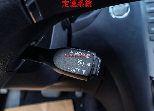 11年式 ES350 天窗 雙電動冷熱通風椅 定速 雙區恆溫 影音 衛星導航 iKEY 原鈑件 豪華舒適 可全貸!  第12張相片