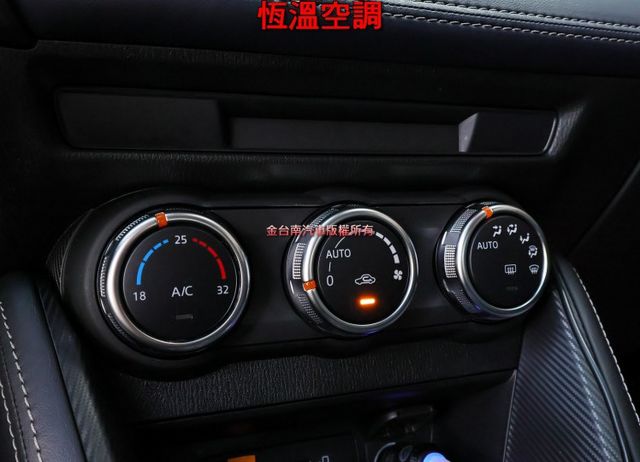 PT頂級版 一手車 只跑1.3萬 原廠保養 全車原板件 AEB 車道偏離 倒車顯影 車載系統 可全貸 不用殺價就很便宜!  第18張相片