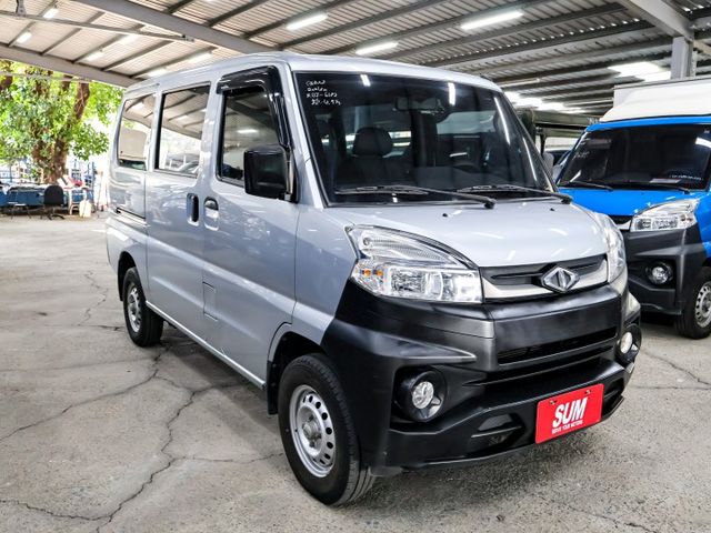 10月出廠11月領牌 五人座 客貨兩用車 一手車 只跑4.9萬 TCS 雙安 盲點 全車原板件 附全額發票 可全貸!  第5張相片