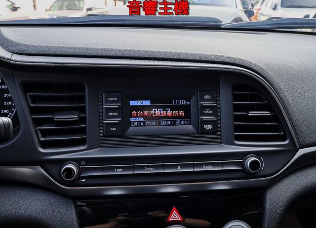 一手車 只跑4.7萬 里程保證 車況超好 TCS ABS 全車六安 代步通勤好選擇 可全貸 不用殺價就很便宜!  第16張相片