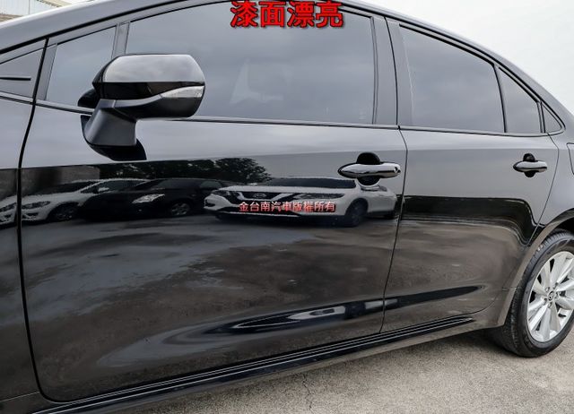 24年式 11月出廠12月領牌 一手只跑1.7萬 ACC AEB 車道維持 iKEY 無線CARPLAY 原板件 可全貸  第6張相片