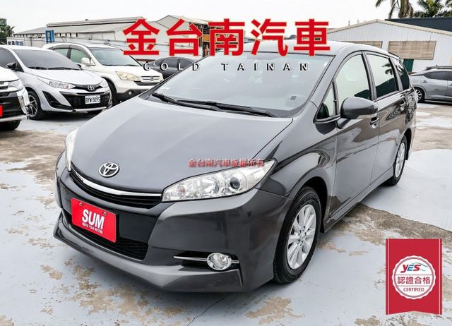 一手車 一年只跑不到九千 里程保證 七人座 NAVI 恆溫 後座出風口 ABS 雙安 可全貸 不用殺價就很便宜!  第1張相片