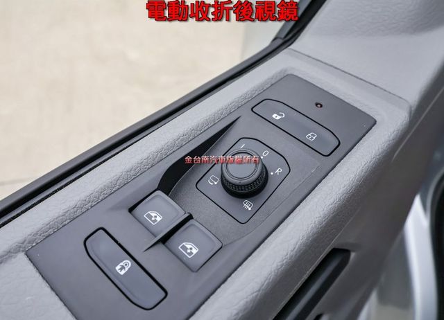 24年式 23/11出廠 只跑2.1萬 車載系統 雙區恆溫 TCS 原廠保養 一手 原鈑件 附全額發票!  第10張相片