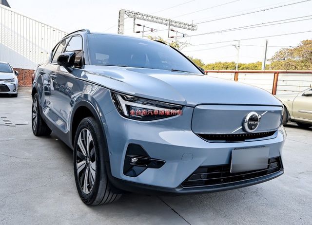 純電頂級版 一手只跑3.5萬 408匹馬力 滿電續航465KM 全景天窗 LV2 雙電動椅 環景 全車原板件 可全貸!  第3張相片