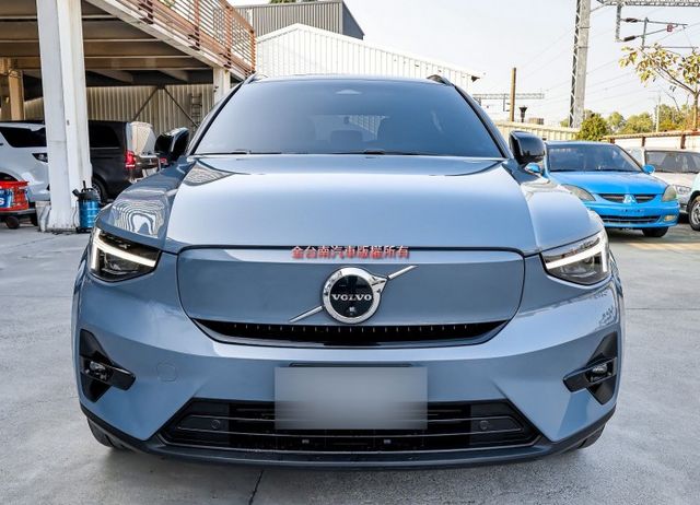 純電頂級版 一手只跑3.5萬 408匹馬力 滿電續航465KM 全景天窗 LV2 雙電動椅 環景 全車原板件 可全貸!  第4張相片