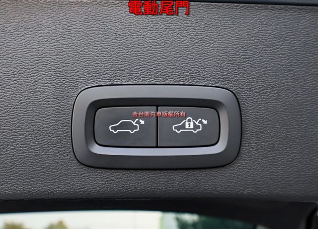 純電頂級版 一手只跑3.5萬 408匹馬力 滿電續航465KM 全景天窗 LV2 雙電動椅 環景 全車原板件 可全貸!  第20張相片