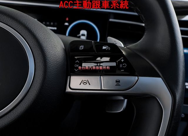 大改GLT-B頂級版 一手全車原板件 原廠保養 全景天窗 電動椅 電動尾門 ACC AEB 車道維持 車載系統 可全貸!  第14張相片