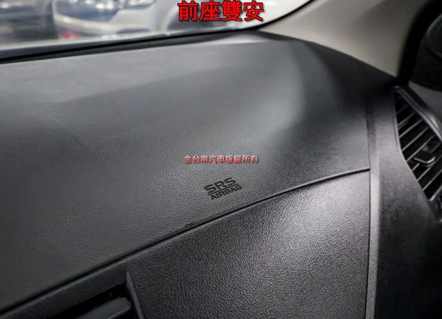 精緻版 一手車 只跑4萬 里程保證 定速 中冷 TCS 雙安 附全額發票 事業打拼好幫手 可全貸 不用殺價就很便宜!  第18張相片