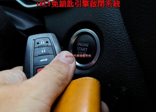 豪華+版 只跑1.9萬 原廠保養 全車原板件 iKEY 盲點 ACC AEB 車道維持 安卓影音 恆溫  可全貸!  第15張相片