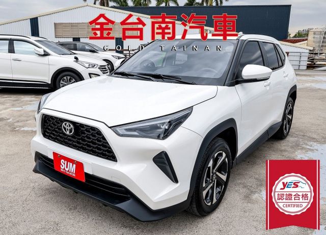 酷動版 25年式 10月出廠領牌 一手只跑8千 iKEY ACC AEB 車載系統 全車八安 可全貸 不用殺價就很便宜!  第1張相片