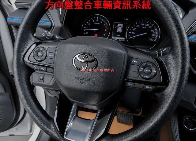 酷動版 25年式 10月出廠領牌 一手只跑8千 iKEY ACC AEB 車載系統 全車八安 可全貸 不用殺價就很便宜!  第12張相片