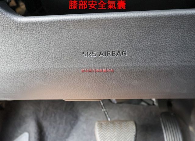 豪華版 只跑3.1萬 ACC AEB 車道維持 恆溫 九安 一手 全車原鈑件 原廠保養 里程保證 可全貸  第15張相片