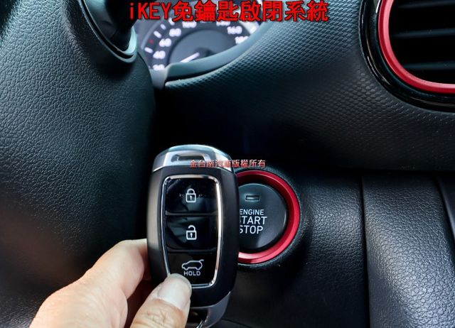 油電 市面少有 只跑6.6萬 ACC AEB 盲點 車道偏離 iKEY 車載系統 恆溫 快撥 六安 原鈑件 里程保證!  第14張相片
