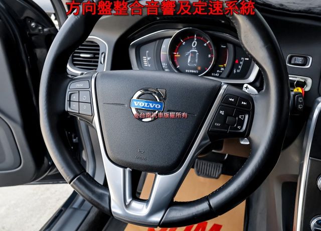 柴油版 雙電動椅 自動停車 倒車顯影 盲點 快撥 全車六安 少跑里程保證 全車原板件 可全貸 不用殺價就很便宜!  第13張相片