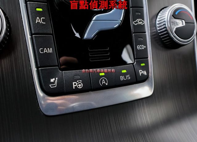 柴油版 雙電動椅 自動停車 倒車顯影 盲點 快撥 全車六安 少跑里程保證 全車原板件 可全貸 不用殺價就很便宜!  第17張相片