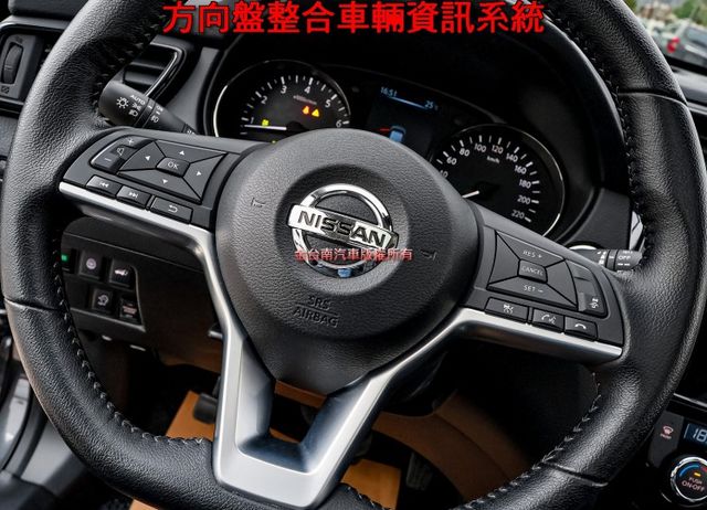 4WD旗艦版 一手車 只跑8千 原廠保養 全車原板件 全景天窗 電動椅 ACC AEB 環景 電動尾門 可全貸!  第12張相片