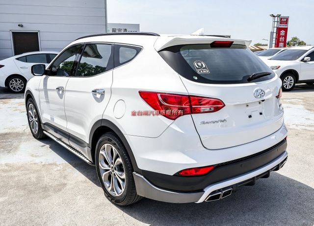 空力套件 倒車顯影 雙區恆溫 TCS ABS 全車原板件 少跑里程保證 車況超好 可全貸 不用殺價就很便宜!  第2張相片