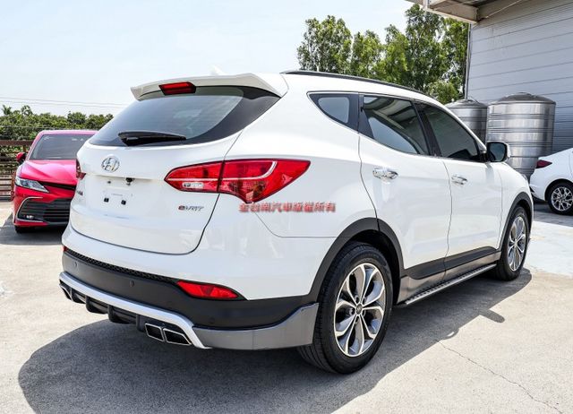空力套件 倒車顯影 雙區恆溫 TCS ABS 全車原板件 少跑里程保證 車況超好 可全貸 不用殺價就很便宜!  第4張相片