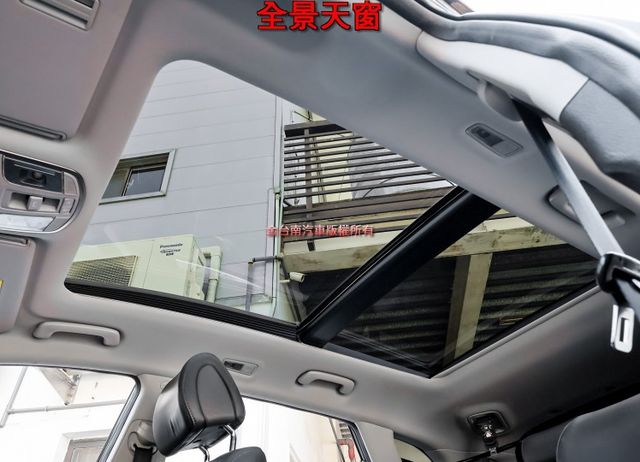 柴油旗艦4WD版 只跑5萬 原廠保養 全景天窗 電動椅 電動尾門 倒車顯影 雙區恆溫 iKEY 可全貸!  第11張相片