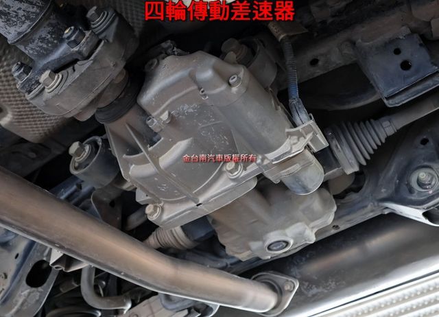 柴油旗艦4WD版 只跑5萬 原廠保養 全景天窗 電動椅 電動尾門 倒車顯影 雙區恆溫 iKEY 可全貸!  第19張相片