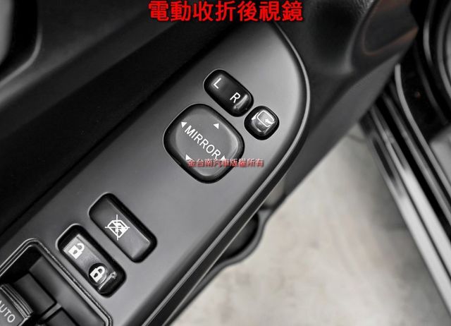 19年式 18/10出廠 只跑10.3萬 影音 衛星導航 雙區恆溫 影音 倒車顯影 ABS 雙安 全車原鈑件  第9張相片
