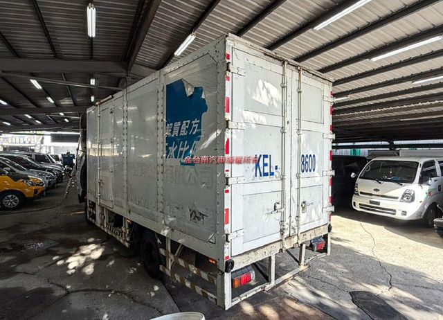 6.5T 4期 自用大貨廂式 一手車 原鈑 定期維護保養完善 耐用的好車 車況超好 內長508 內寬218 內高216  第3張相片