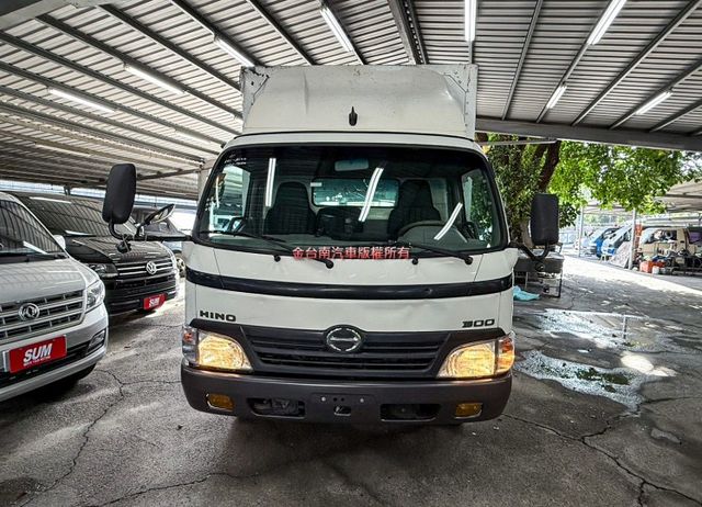 6.5T 4期 自用大貨廂式 一手車 原鈑 定期維護保養完善 耐用的好車 車況超好 內長508 內寬218 內高216  第9張相片